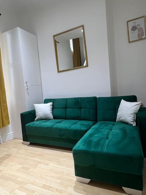 001- Lovely 3-Bedroom Very Close To Oxford Street Londra Dış mekan fotoğraf