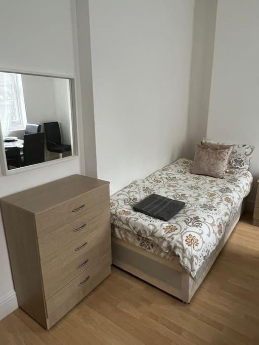 001- Lovely 3-Bedroom Very Close To Oxford Street Londra Dış mekan fotoğraf