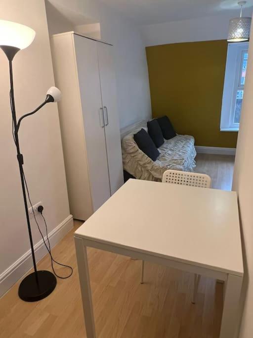 001- Lovely 3-Bedroom Very Close To Oxford Street Londra Dış mekan fotoğraf